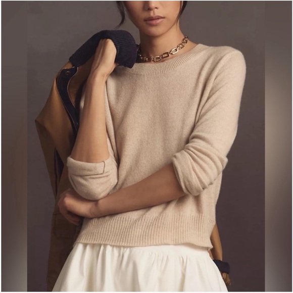 Reformation Sweaters - Reformation Dana Cashmere Crew Sweater in Light Sand